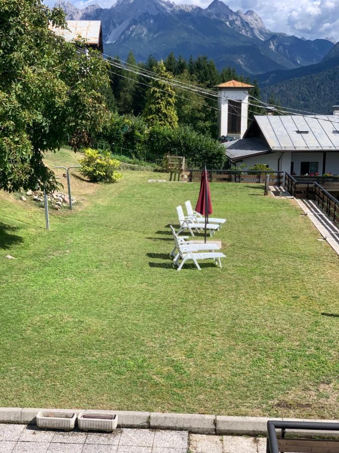 Mansarda la soffitta Aparthotel Domegge di Cadore Exteriör bild